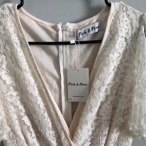 White Lace V-Neck Mini Dress NWT - Small - Picture 6 of 13